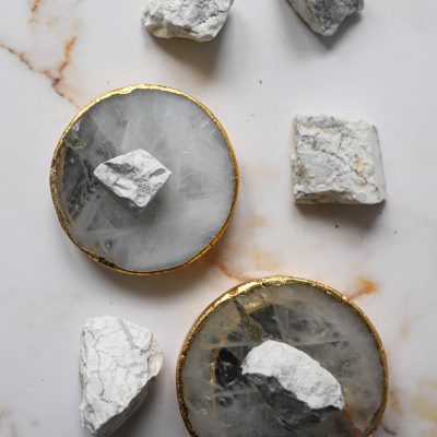 Kryształ surowy HOWLIT<span> - </span>50g