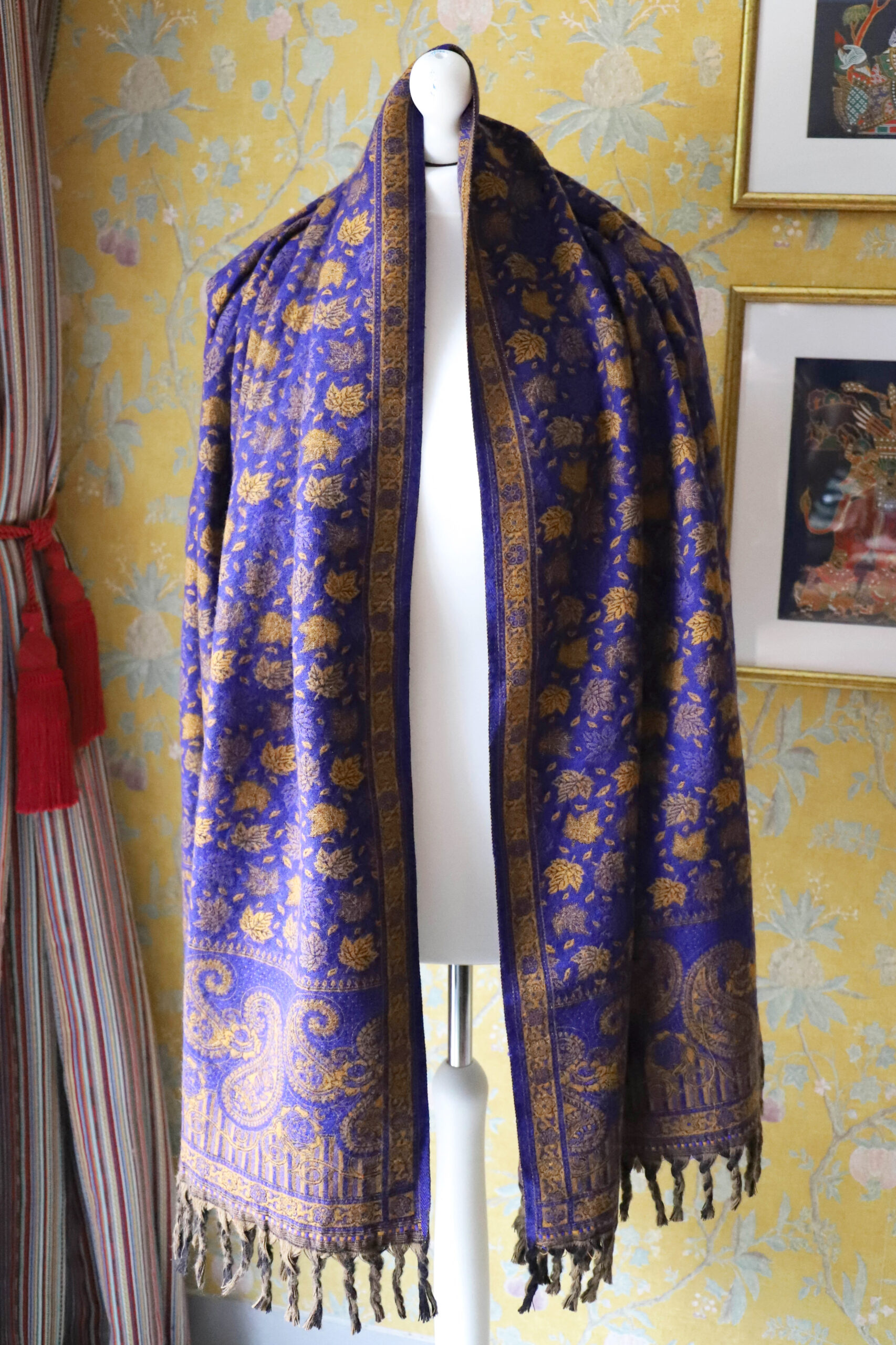 Dwustronny szal tybetański INDIGO BLUE & GOLD - obrazek 3